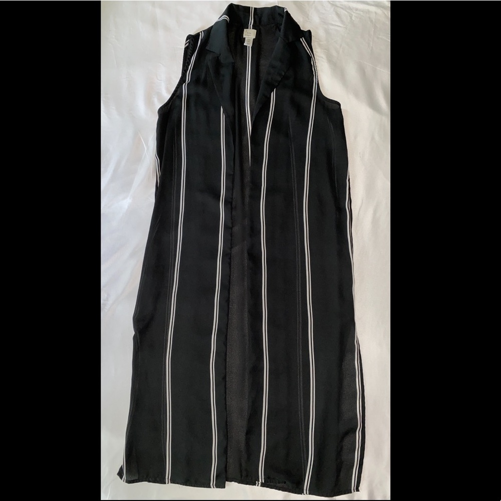 Black/White Pinstripe Duster
